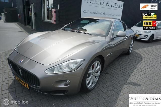 Grijs Gebruikt 2012 Maserati Granturismo Coupé | € 44.995 - Afbeelding 1/4