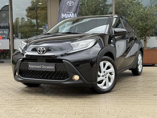 Zwart Occasion 2022 Toyota Aygo X Edition SUV | € 16.950 (Goede deal) - Afbeelding 1/4