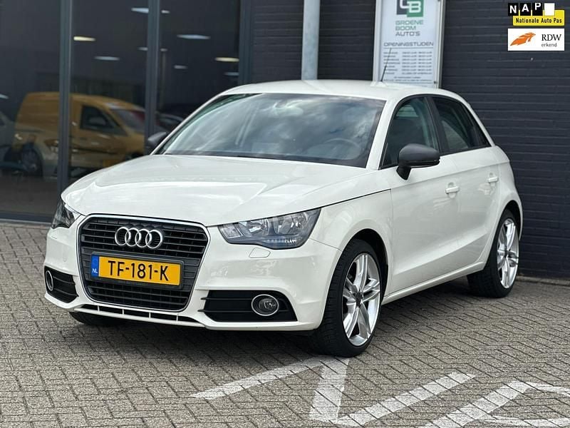 Wit Gebruikt 2014 Audi A1 Ambition Hatchback | € 9.499 (Goede deal) - Afbeelding 1/4