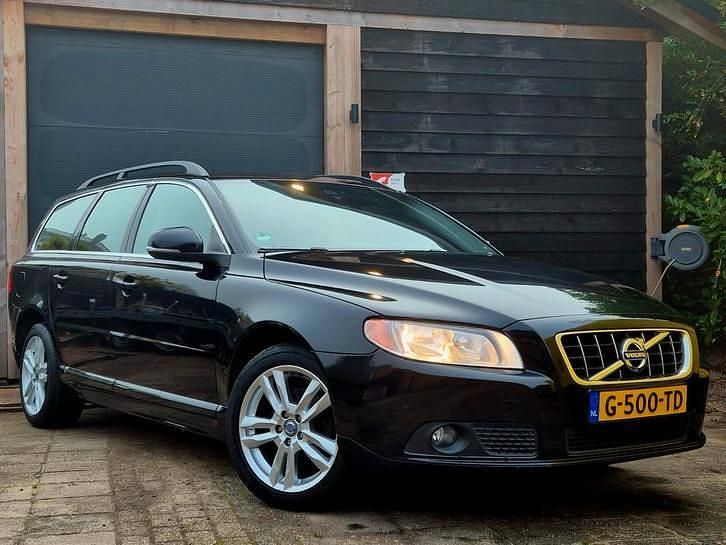 Gebruikt 2012 Volvo V70 Stationwagen | € 11.950 (Super prijs) - Afbeelding 1/4