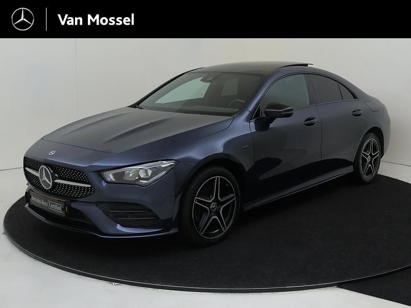 Blauw Gebruikt 2021 Mercedes CLA250 AMG line Sedan | € 35.945 (Iets duurder) - Afbeelding 1/4