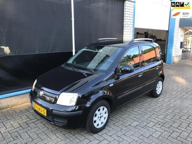 Zwart Gebruikt 2010 Fiat Panda Hatchback | € 2.950 (Duur) - Afbeelding 1/4