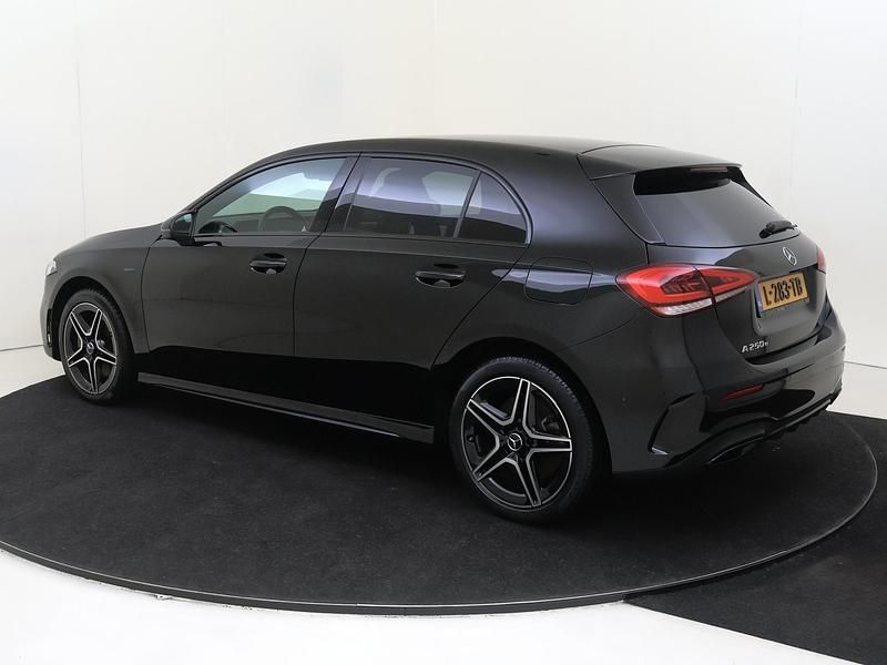 Occasion Mercedes A250 AMG line 218 PK (160 kW) 2020 Zwart Hatchback