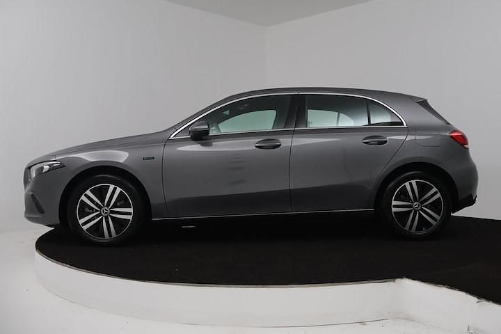 Occasion Mercedes A250 Business 160 PK (117 kW) 2021 Grijs Hatchback