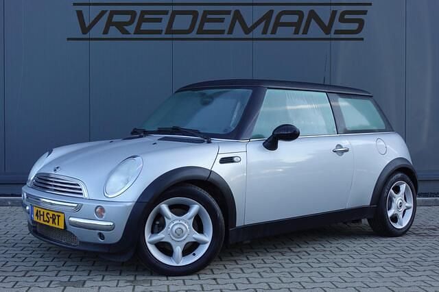Grijs Gebruikt 2003 Mini Cooper Pepper Hatchback | € 2.450 (Goede deal) - Afbeelding 1/4