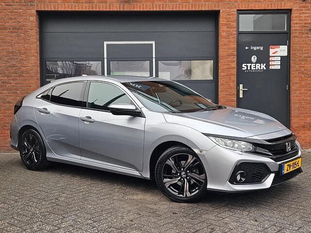 Grijs Occasion 2019 Honda Civic Hatchback | € 17.950 (Eerlijke prijs) - Afbeelding 1/4