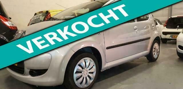 Zilver Gebruikt 2010 Citroën C1 Hatchback | € 3.899 (Eerlijke prijs) - Afbeelding 1/4