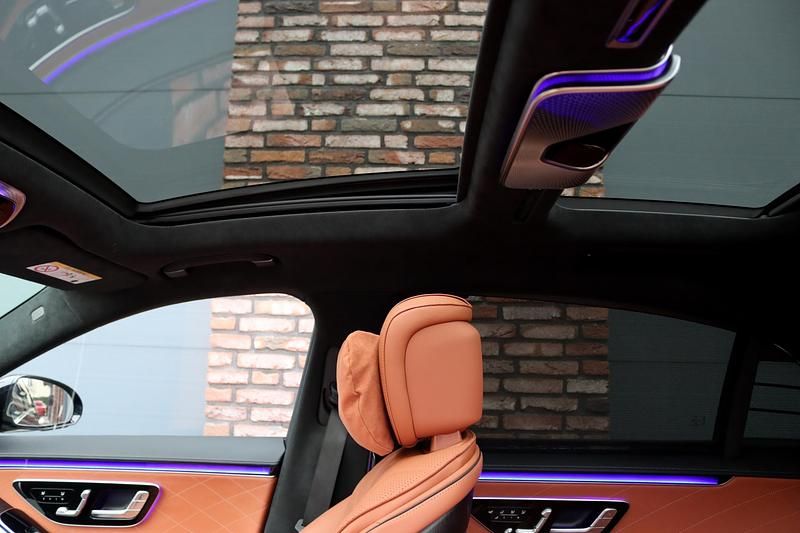 Occasion Mercedes S580 AMG line 510 PK (375 kW) 2024 Zwart (metallic) Sedan