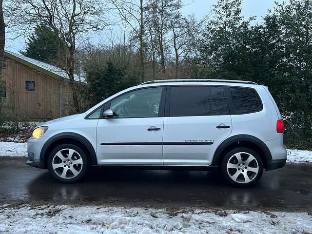 Occasion VW Touran Cross 140 PK (102 kW) 2012 Grijs MPV
