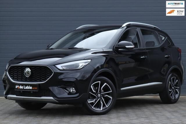Zwart Gebruikt 2023 MG ZS Sedan | € 17.450 (Eerlijke prijs) - Afbeelding 1/4