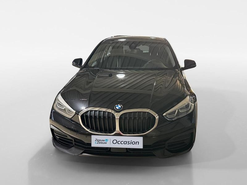 Occasion BMW 116 109 PK (80 kW) 2022 Blacksapphire metallic (475) (zwart metallic) Hatchback