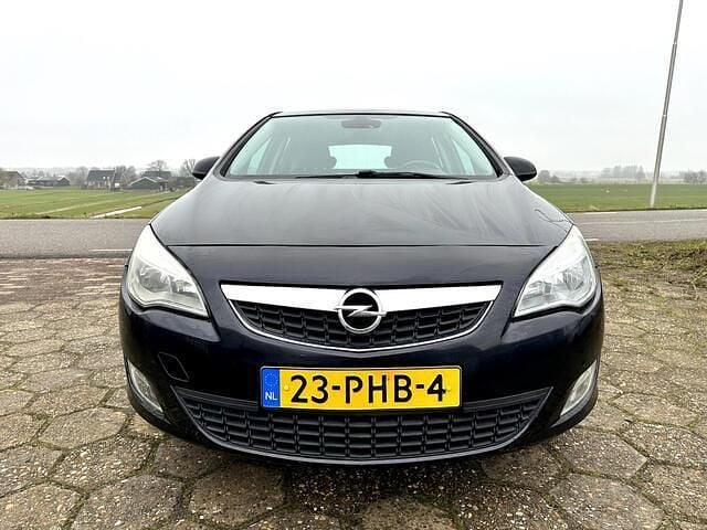 Occasion Opel Astra 120 PK (88 kW) 2011 Zwart (metallic) Hatchback