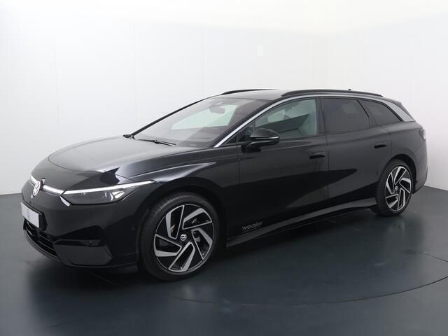 Zwart Gebruikt 2025 VW ID.7 Pro Sedan | € 54.840 (Iets duurder) - Afbeelding 1/4