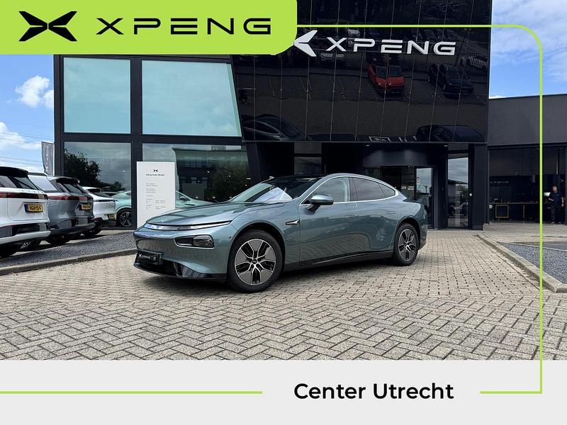 Groen Gebruikt 2023 XPENG P7 RWD Long Range Sedan | € 34.945 - Afbeelding 1/4