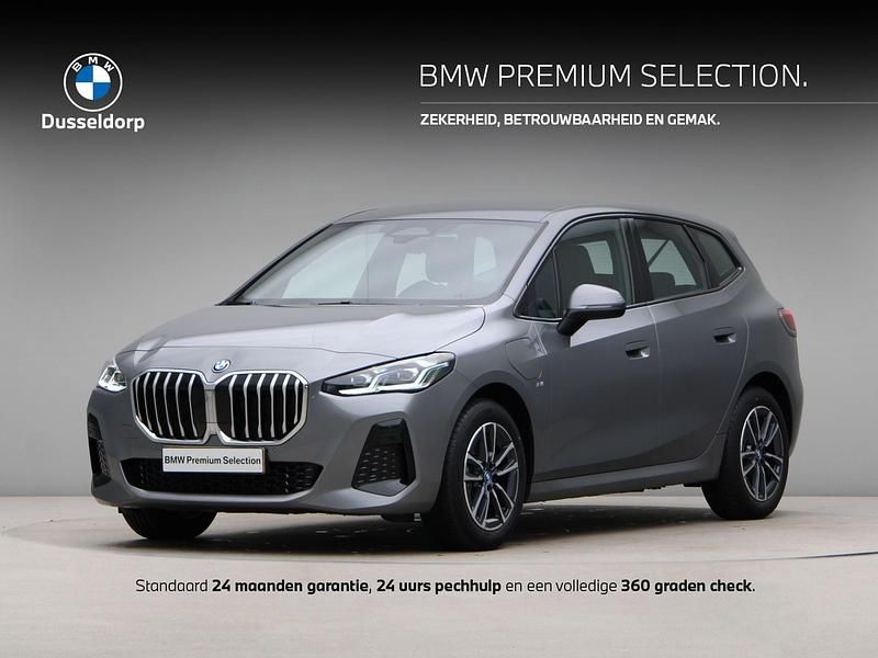 Grijs Gebruikt 2024 BMW 230 M Sport Stationwagen | € 39.950 (Super prijs) - Afbeelding 1/4