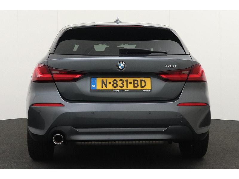 Occasion BMW 118 Basis 136 PK (100 kW) 2021 Grijs Hatchback