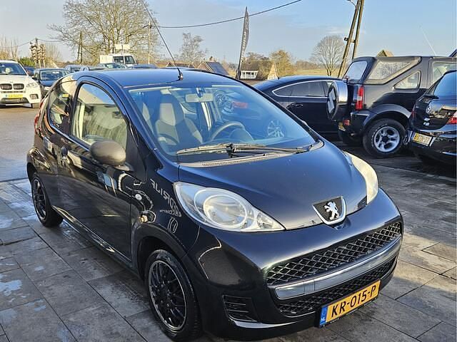 Occasion Peugeot 107 68 PK (50 kW) 2009 Zwart Hatchback