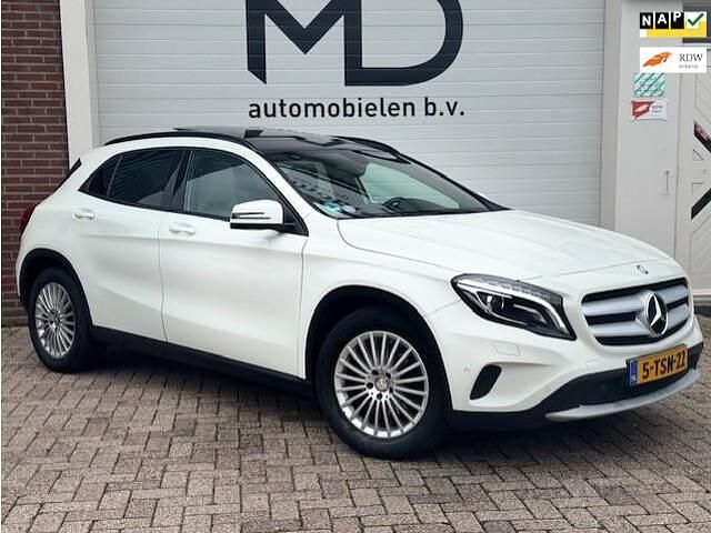 Wit Gebruikt 2014 Mercedes GLA200 Ambition SUV | € 16.400 (Eerlijke prijs) - Afbeelding 1/4