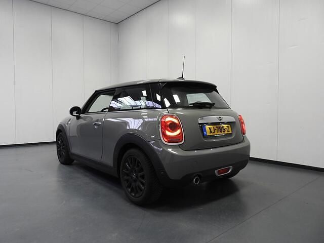 Occasion Mini ONE Business 102 PK (75 kW) 2019 Grijs Hatchback