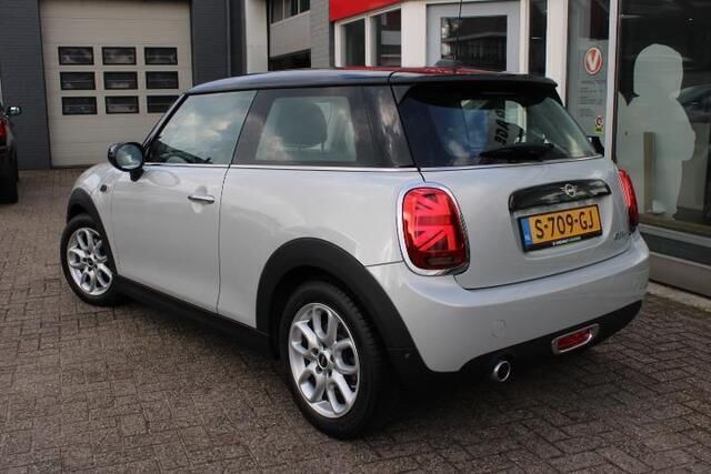 Occasion Mini Cooper 136 PK (100 kW) 2020 Grijs, metallic lak Hatchback
