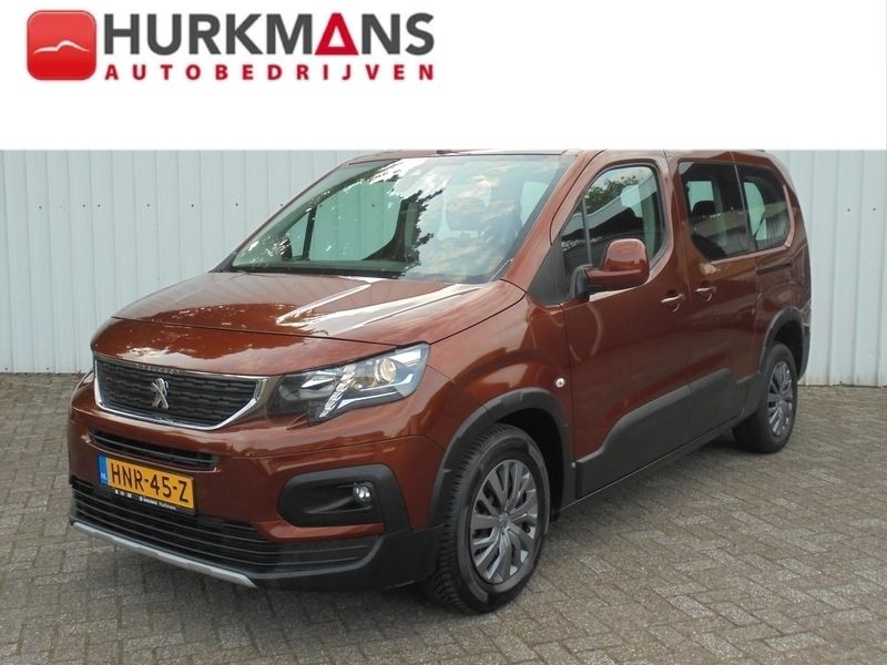 Bruin Gebruikt 2021 Peugeot Rifter MPV | € 26.938 (Iets duurder) - Afbeelding 1/4