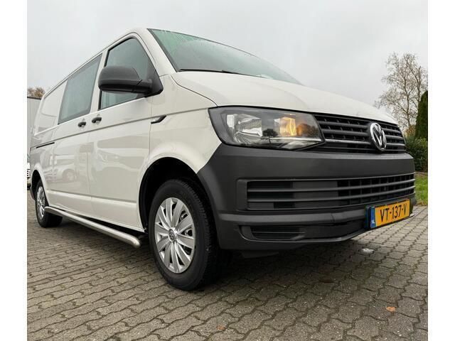 Wit Gebruikt 2016 VW T6 Trendline Van | € 9.550 - Afbeelding 1/4