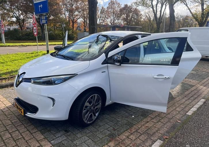 Gebruikt 2019 Renault Zoe LIMITED Hatchback | € 8.250 (Super prijs) - Afbeelding 1/4