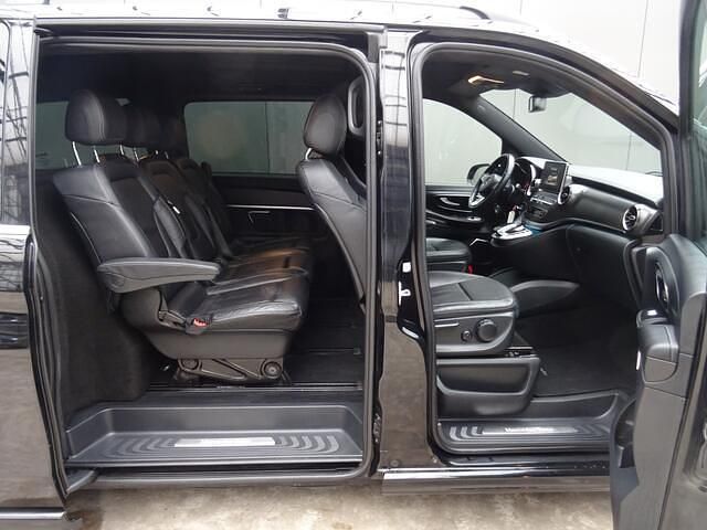 Occasion Mercedes V300 Exclusive 241 PK (177 kW) 2019 Zwart (metallic) MPV