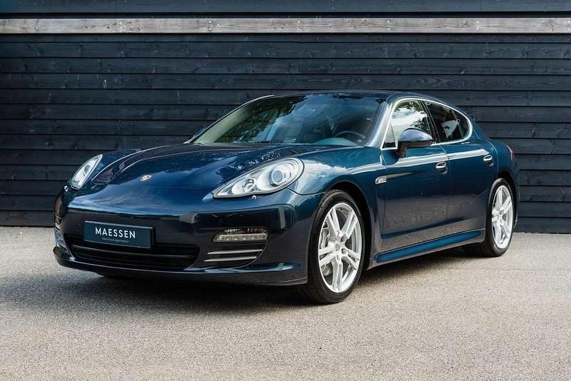 Blauw Gebruikt 2010 Porsche Panamera Sedan | € 41.950 (Eerlijke prijs) - Afbeelding 1/4