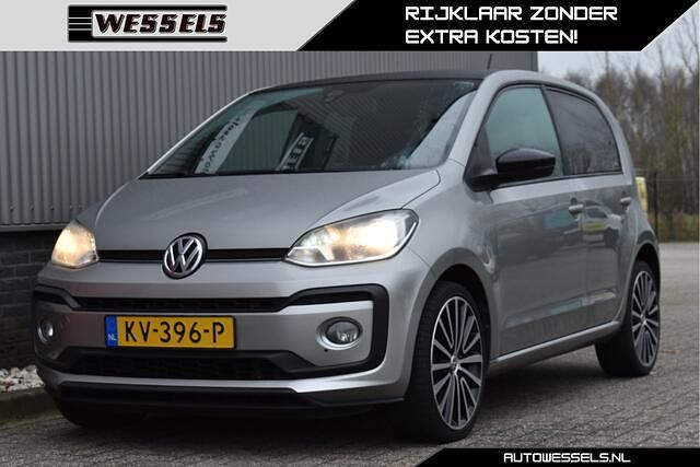 Grijs (metallic) Gebruikt 2016 VW up! high up! Hatchback | € 11.250 (Eerlijke prijs) - Afbeelding 1/4