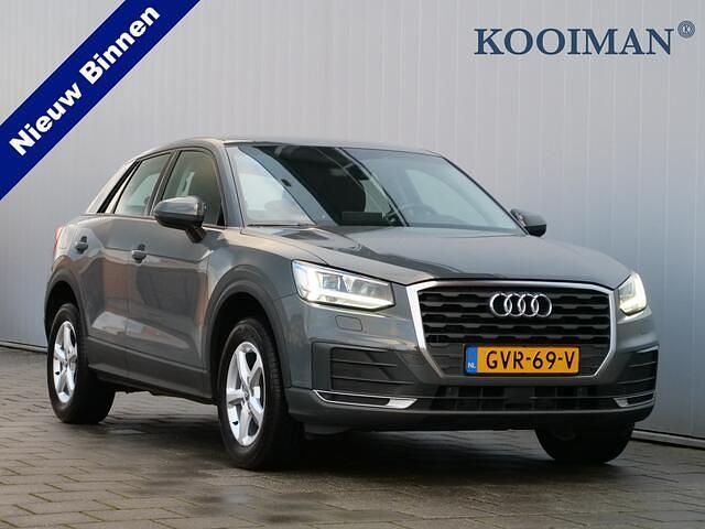 Grijs Occasion 2019 Audi Q2 Sport SUV | € 20.950 (Goede deal) - Afbeelding 1/4