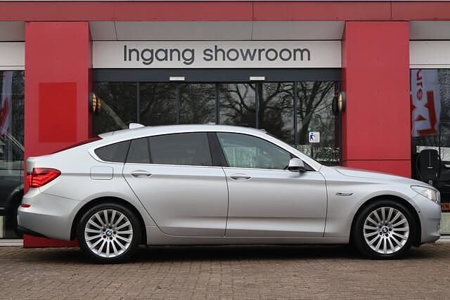 Occasion BMW 530 Executive 245 PK (180 kW) 2010 Grijs Hatchback