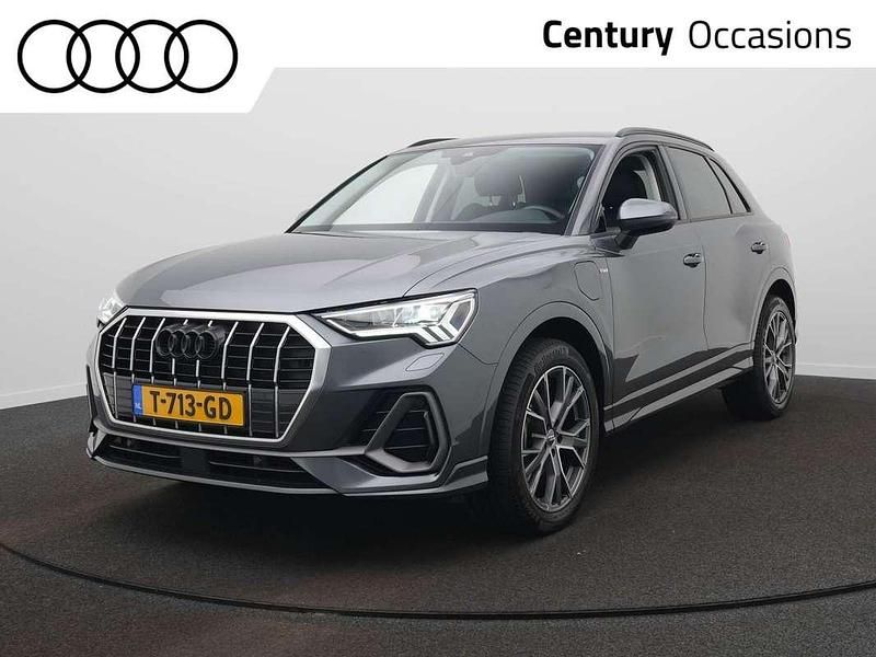 Grijs Gebruikt 2022 Audi Q3 S-Line SUV | € 39.900 (Eerlijke prijs) - Afbeelding 1/4