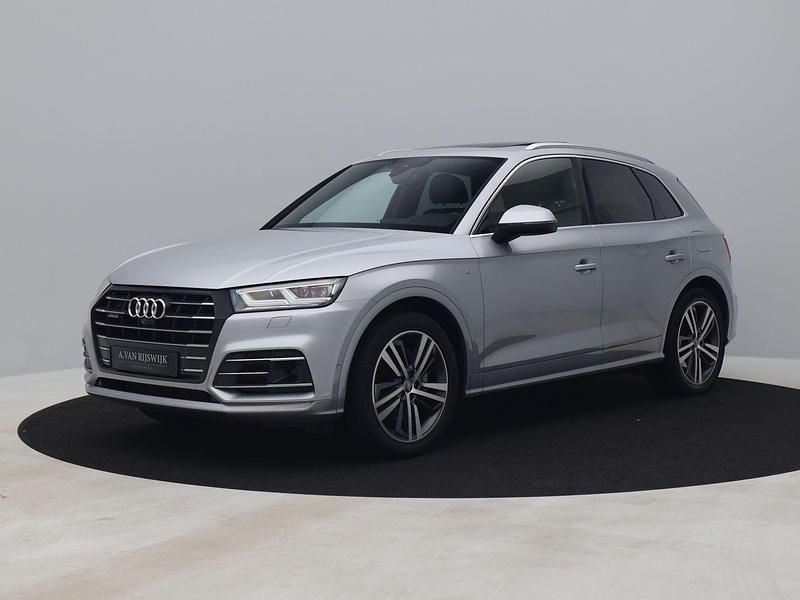 Grijs Gebruikt 2020 Audi Q5 S-Line SUV | € 37.500 (Eerlijke prijs) - Afbeelding 1/4