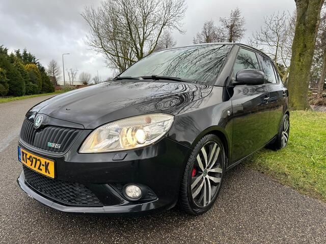 Zwart Gebruikt 2010 Skoda Fabia RS Hatchback | € 5.999 (Eerlijke prijs) - Afbeelding 1/4