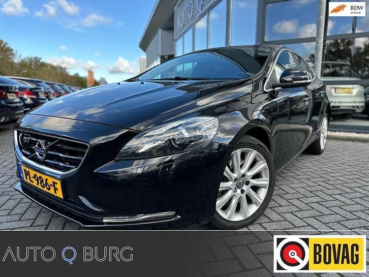 Gebruikt 2016 Volvo V40 CC Summum Stationwagen | € 9.950 (Eerlijke prijs) - Afbeelding 1/4