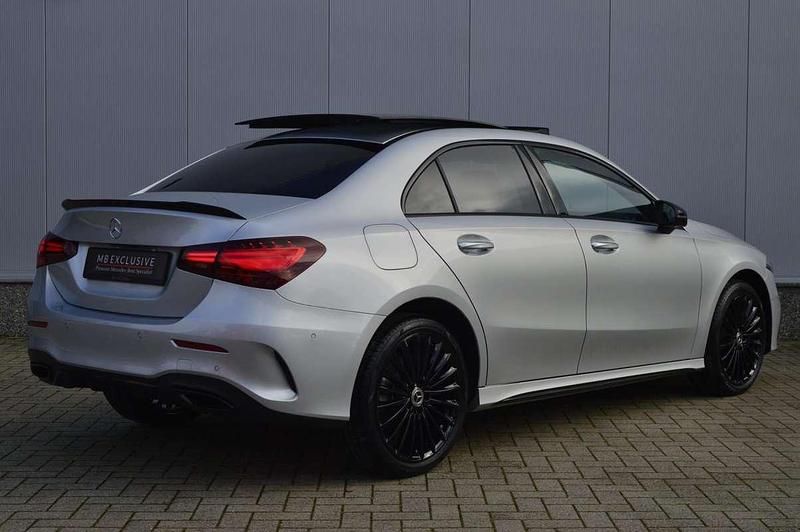 Occasion Mercedes A250 AMG 218 PK (160 kW) 2024 Zilver (metallic) Sedan
