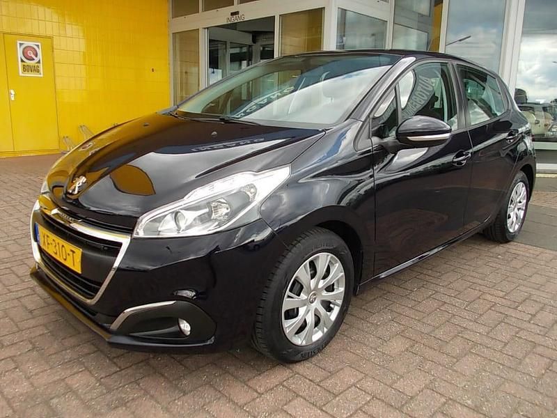 Blauwblauw Gebruikt 2019 Peugeot 208 Hatchback | € 10.950 (Eerlijke prijs) - Afbeelding 1/4