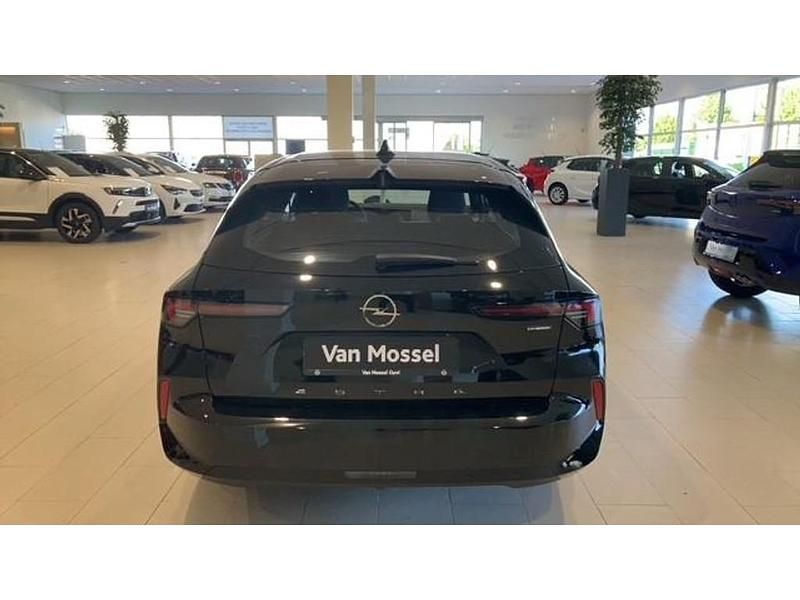 Nieuw Opel Astra Edition 145 PK (106 kW) 2025 Zwart Stationwagen