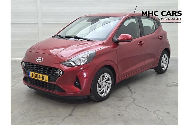 Rood Gebruikt 2020 Hyundai i10 Comfort Hatchback | € 11.400 (Eerlijke prijs) - Afbeelding 1/4