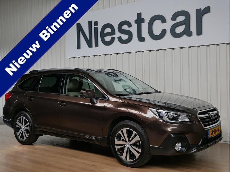 Bruin Gebruikt 2018 Subaru Outback Premium SUV | € 33.750 (Eerlijke prijs) - Afbeelding 1/4