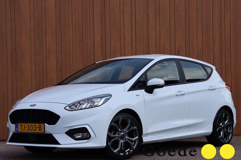 Wit Gebruikt 2018 Ford Fiesta ST-Line Hatchback | € 13.940 (Eerlijke prijs) - Afbeelding 1/4