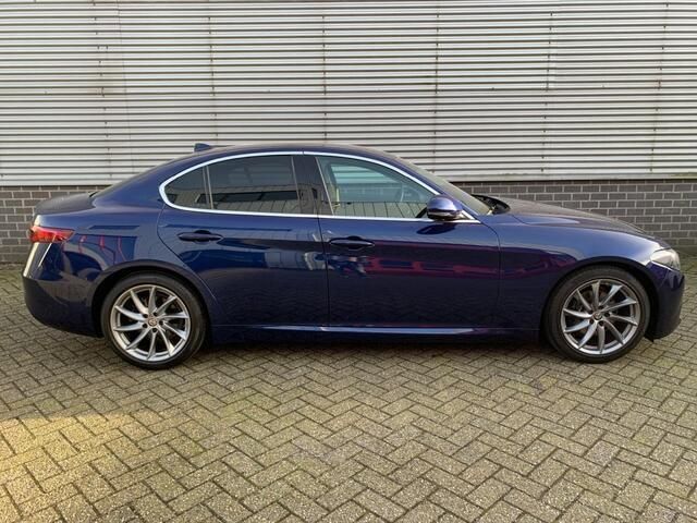 Occasion Alfa Romeo Giulia Super 200 PK (147 kW) 2017 Blauw Sedan