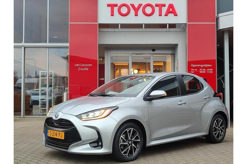 Gebruikt 2023 Toyota Yaris Hybrid | € 22.539 (Super prijs) - Afbeelding 1/1