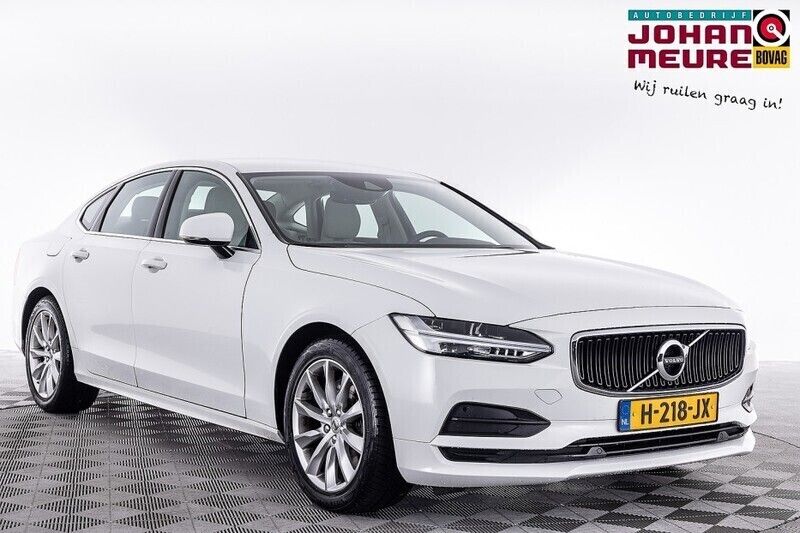 Wit Gebruikt 2020 Volvo S90 Momentum Sedan | € 29.900 (Super prijs) - Afbeelding 1/4