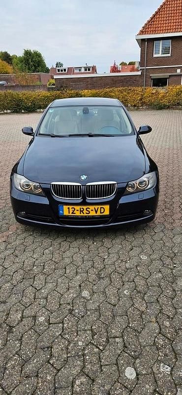 Gebruikt 2005 BMW 325 | € 3.750 - Afbeelding 1/4