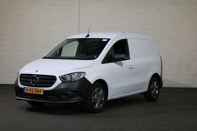 Wit Gebruikt 2023 Mercedes Citan 112 Van | € 24.950 (Duur) - Afbeelding 1/3
