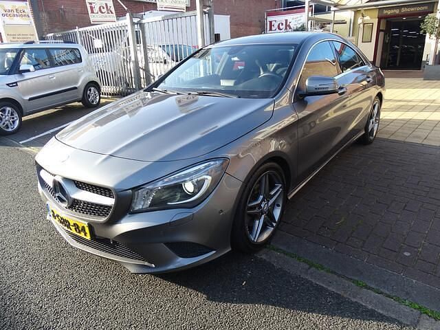 Occasion Mercedes CLA180 Ambition 122 PK (89 kW) 2013 Grijs Sedan
