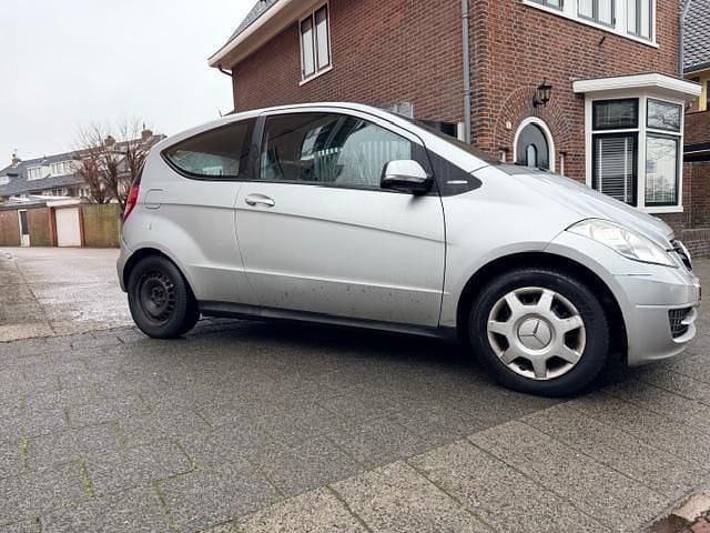 Occasion Mercedes A160 95 PK (69 kW) 2010 Grijs (metallic) Hatchback