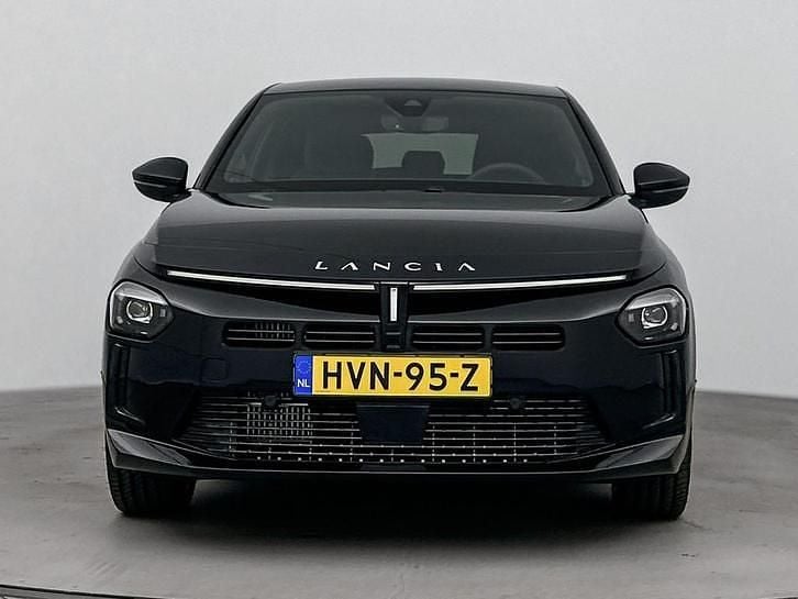 Nieuw Lancia Ypsilon 110 PK (80 kW) 2025 Zwart Hatchback